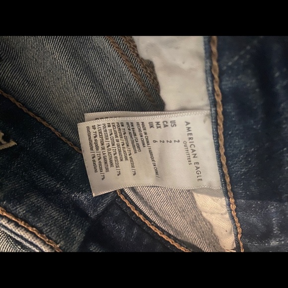 Set of two AE Jean Shorts - Picture 3 of 3